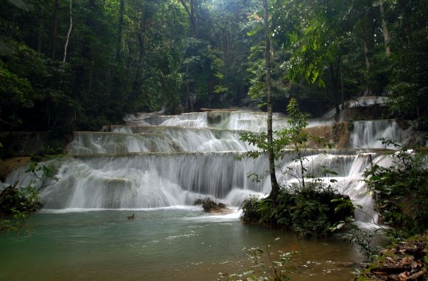 Keindahan Air Terjun Moramo Salah Satu Ikon Wisata Alam di Kendari Air terjun Moramo